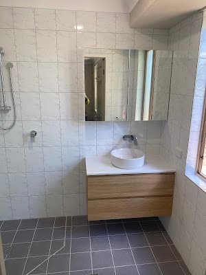 Bathroom Renovation & Wall Floor Tiler Central Coast project 3