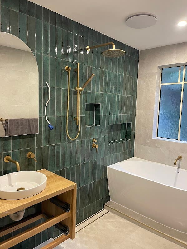 2 Kad Tiling Services cover