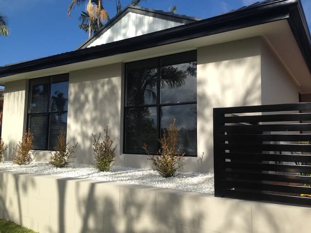 A1 Costello and sons cement rendering
