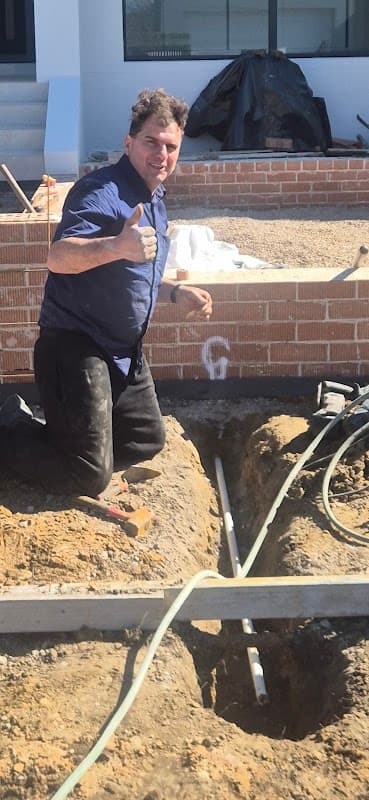 Alvaro Plumbing Services cover