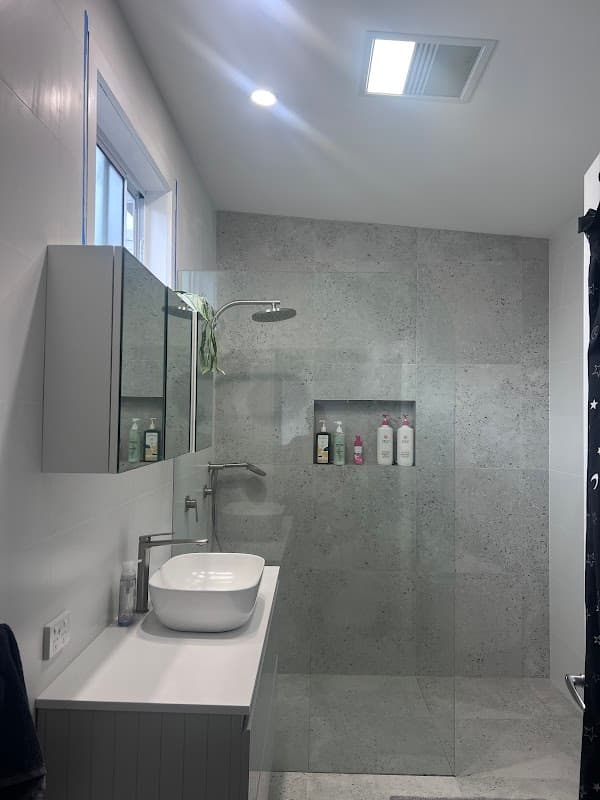 Amped Up Electrical Contracting cover