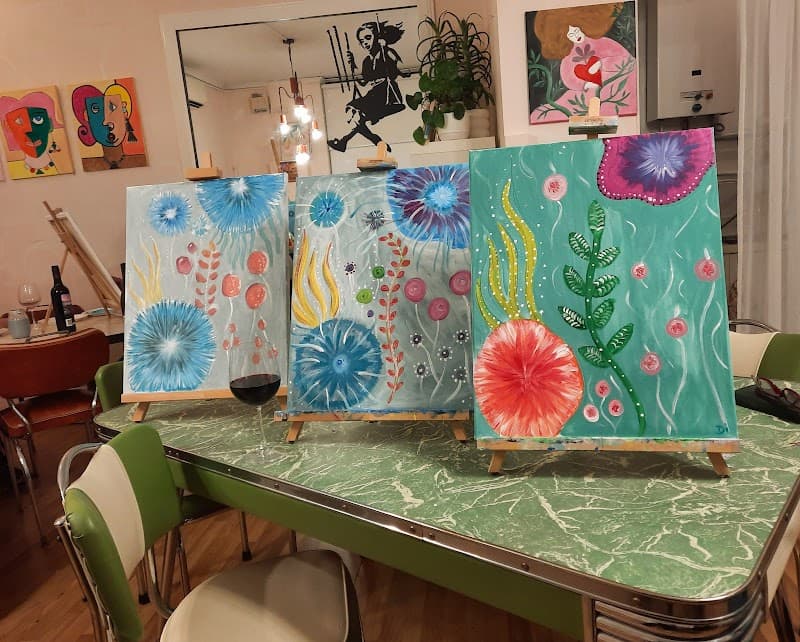 Bayside Paint and Sip – Art & Painting Classes Beaumaris project 4