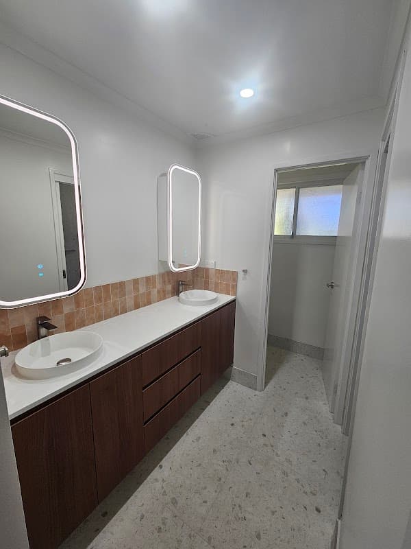 π Benchmark Kitchens & Bathrooms | Expert Renovators | Showroom | Sydney Kitchen and Bathroom Renovations project 4