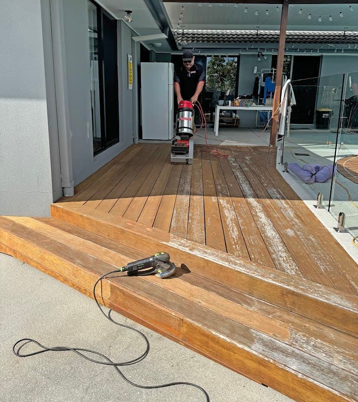 Bigsy Deck Rejuvenating and Maintenance project 4