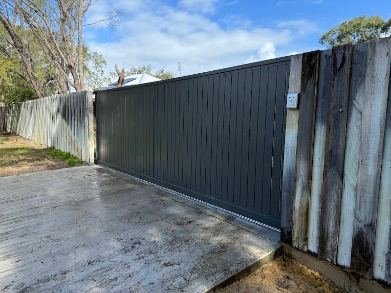 Broadwater Fencing and Powdercoaters Busselton project 3