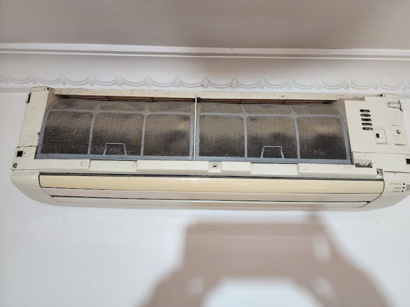 Burke & Sons Electrical Services cover
