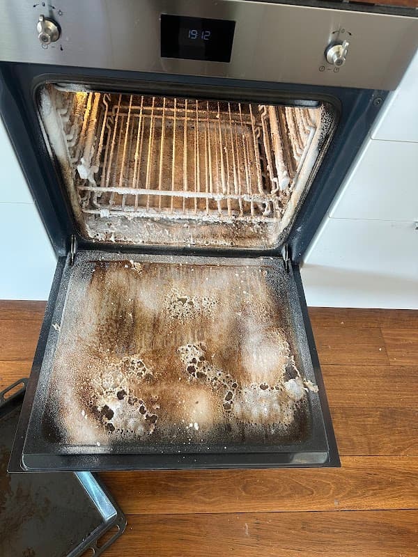 Buzz Bond Cleaning Brisbane - End of lease Clean Brisbane project 3