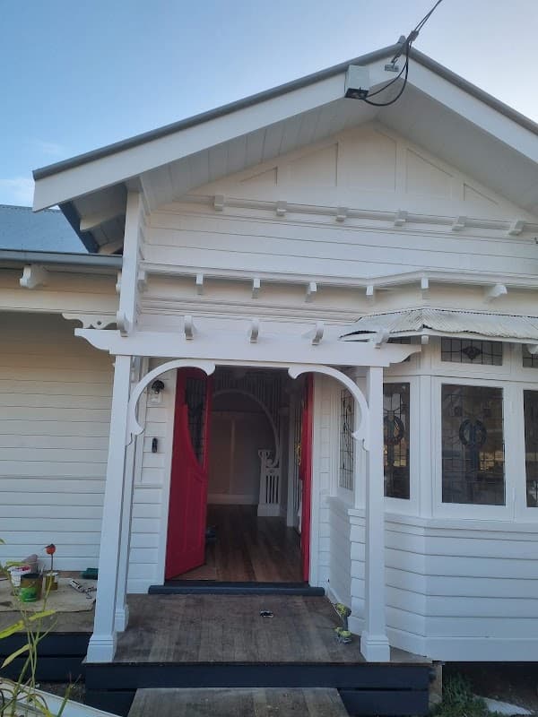 Clear finish painting Pty Ltd cover