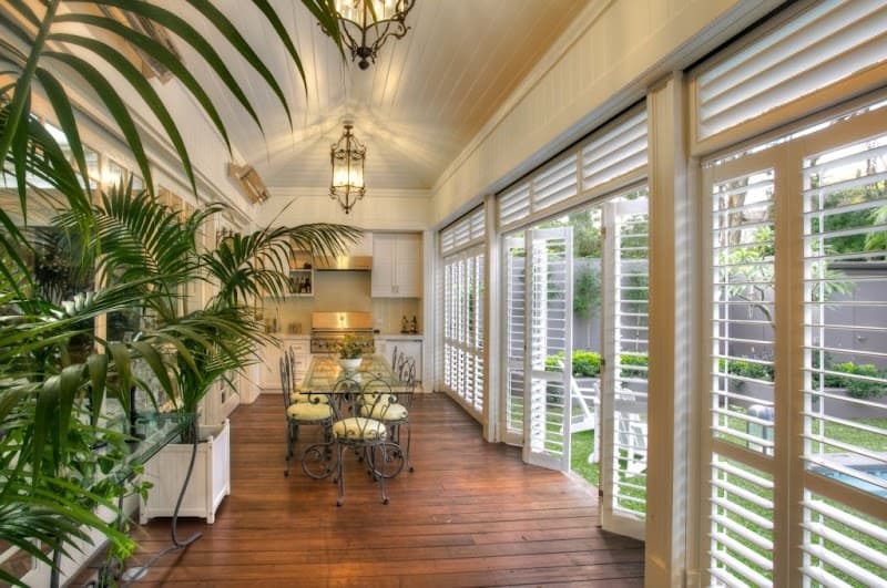 Crown Blinds cover