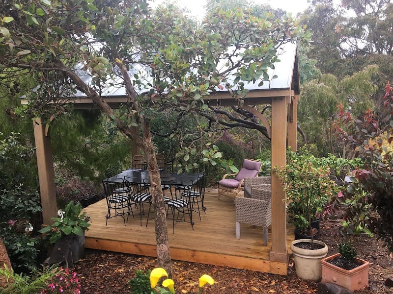 Daryl's Garden Design & Maintenance cover