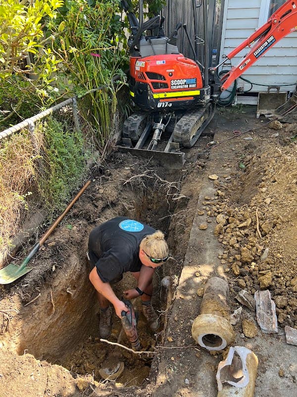 DB Pro Plumbing cover