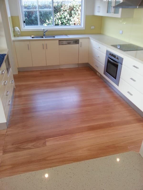 Derek's Floor Sanding & Polishing cover