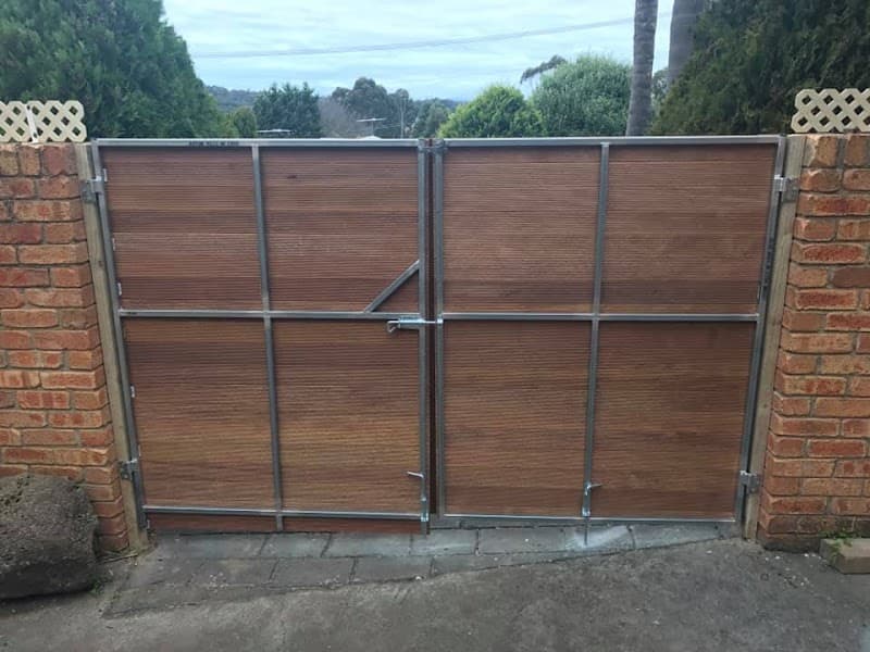 Diamond Valley Fencing project 4