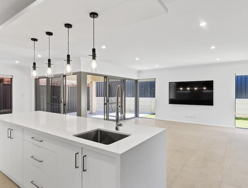 Distinct Homes project 3