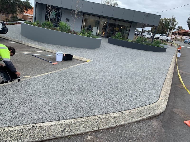 Dream Finish Concrete & Dingo Services cover