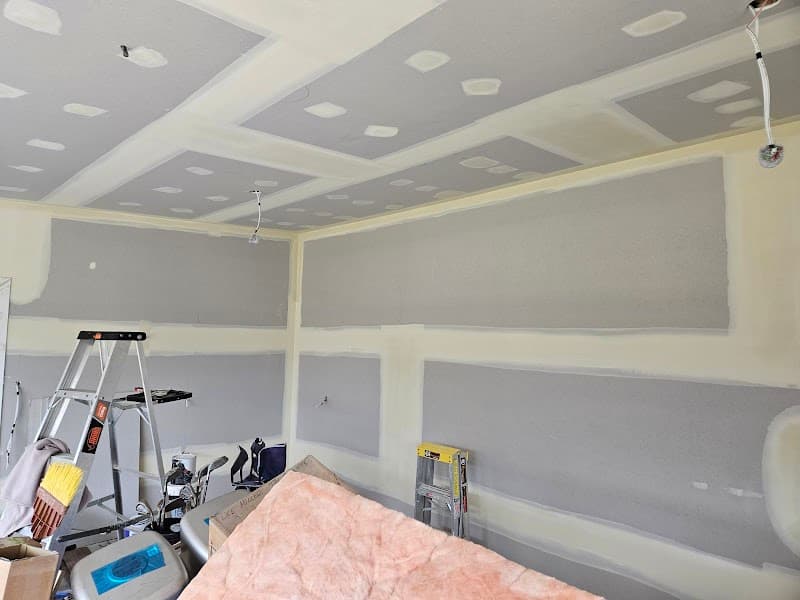 DWD PLASTERING & REPAIRS cover