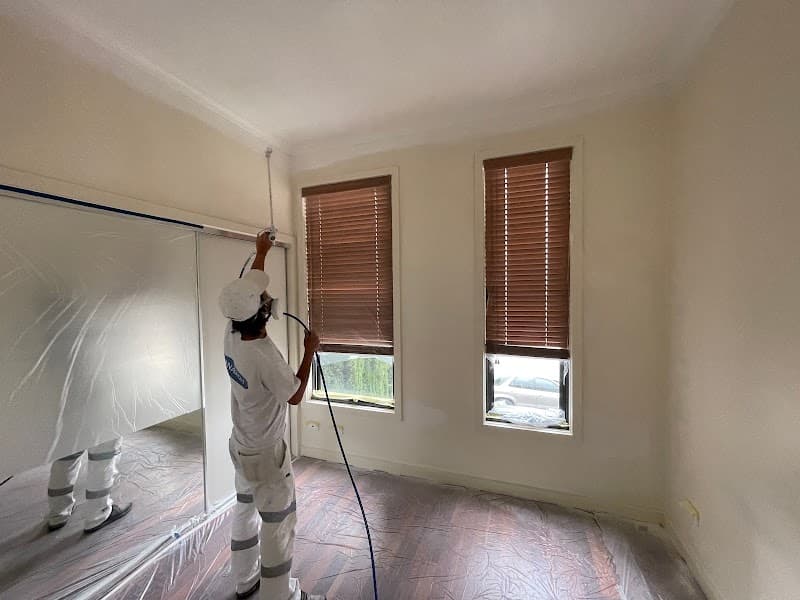 Fence Painter - Qualified House Painting VicPainter project 1
