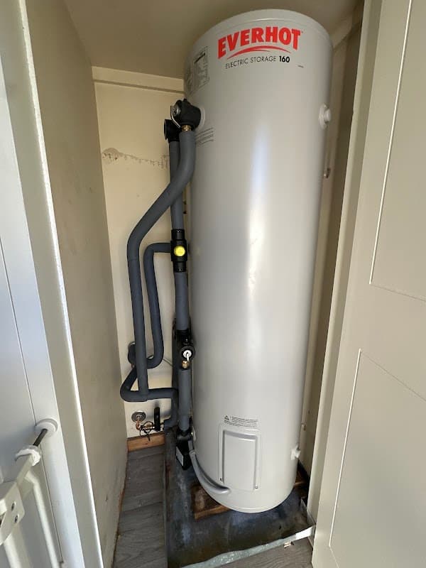 FORD PLUMBING CO. cover