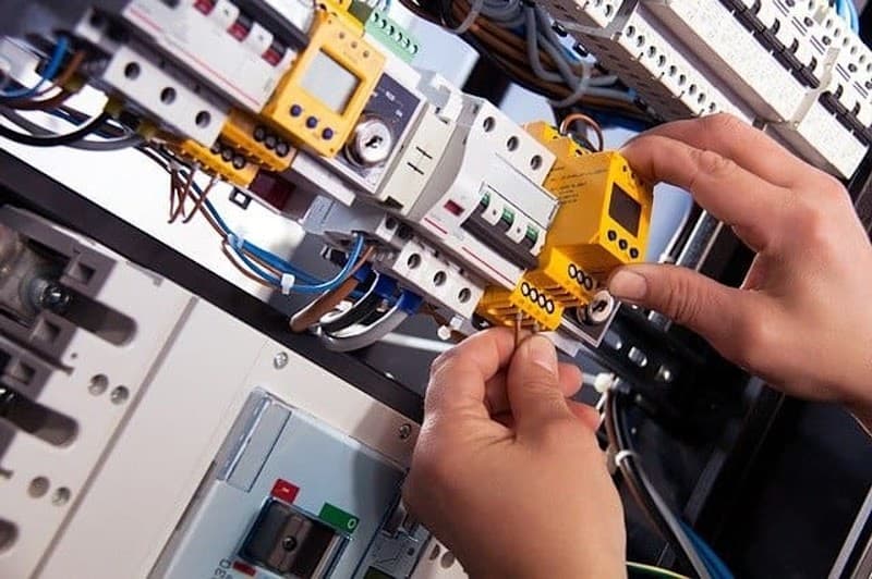 Future Electric Services cover