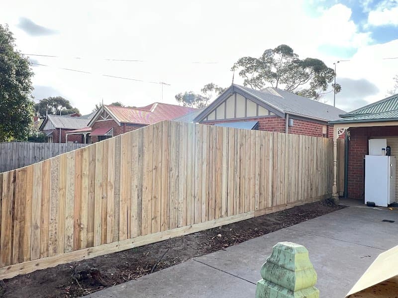 Geelong Fencing and Gates Service project 1