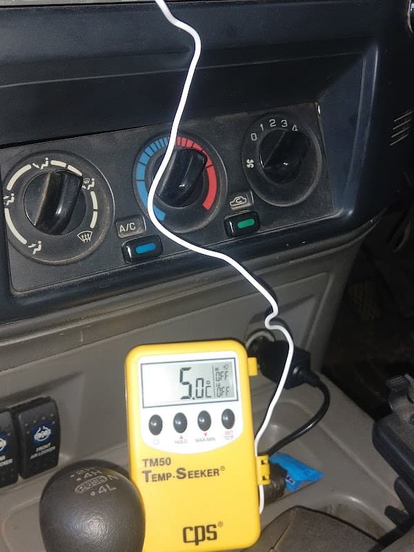 Gilly's Auto Air cover