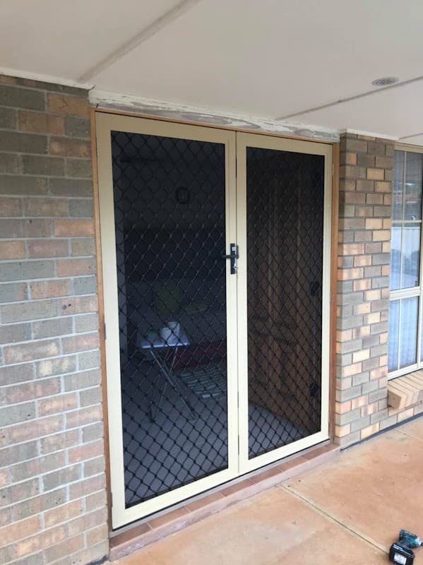 Glass Impressions Aluminium & Glass cover