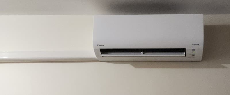 Glenelg Air cover