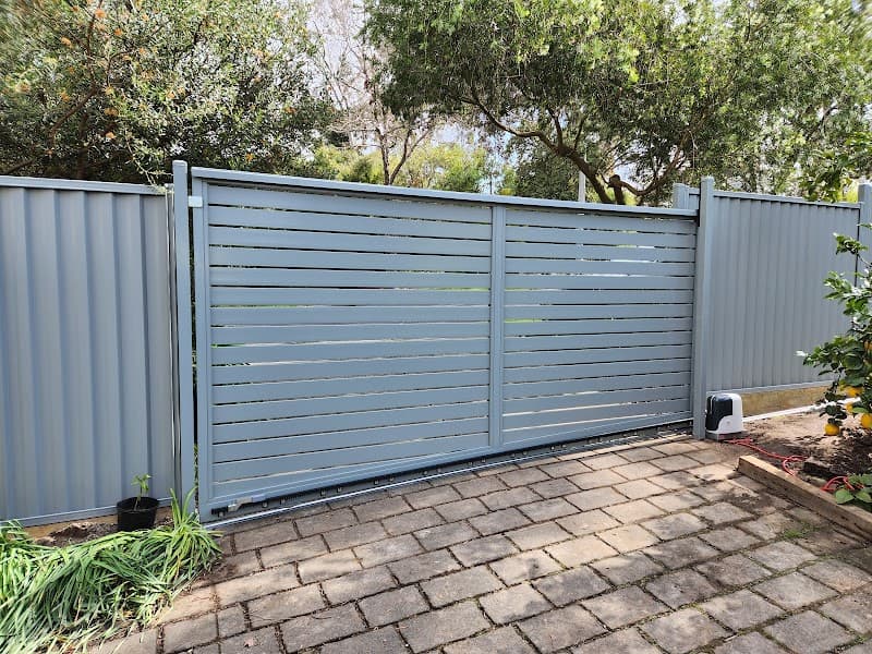 Gold Coast Fencing and Gates project 3