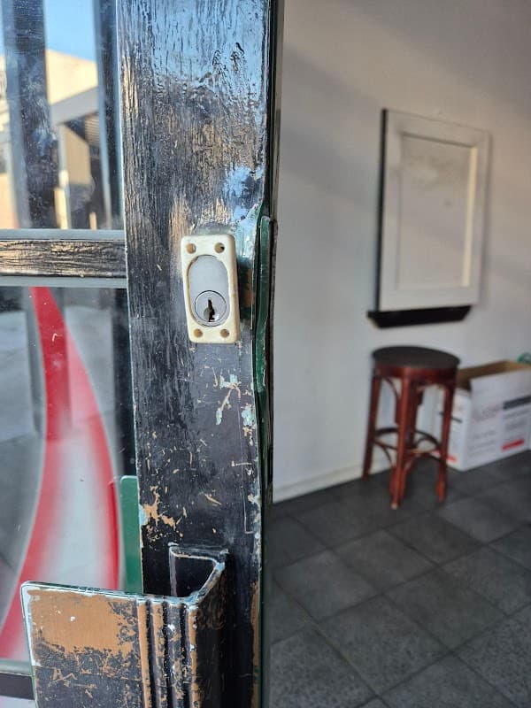 Hen Locksmith project 1