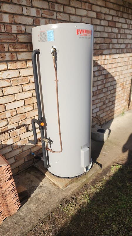 Henry's Plumbing, Electrical and Air Conditioning - Toowoomba cover
