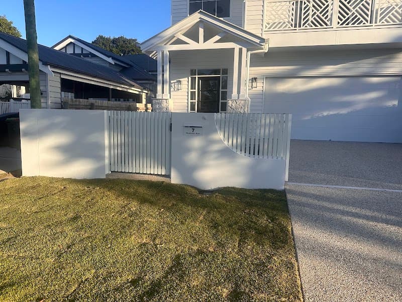 Hi-Liner Pool and Aluminium Fencing project 4
