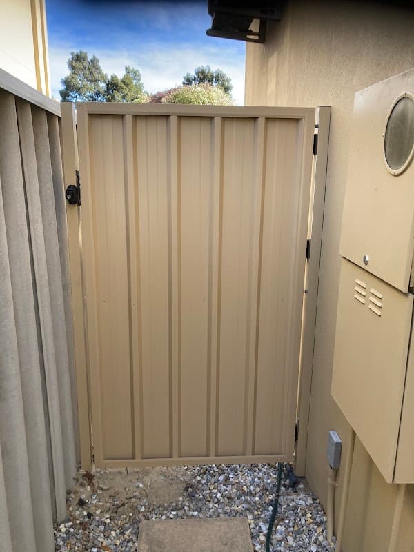HP Fencing and Gates cover
