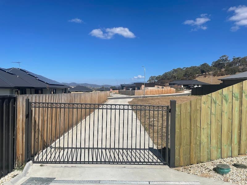 Ideal Fencing and Welding