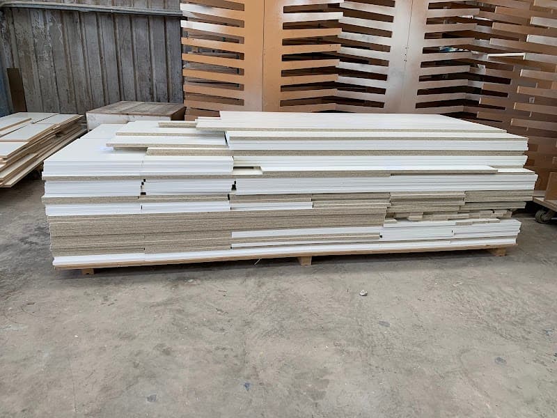 Illawarra Spray Painting Service cover