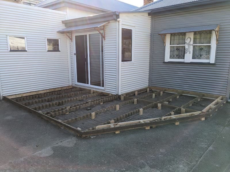 Inzain Creations Launceston Handyman/Maintenance Service cover