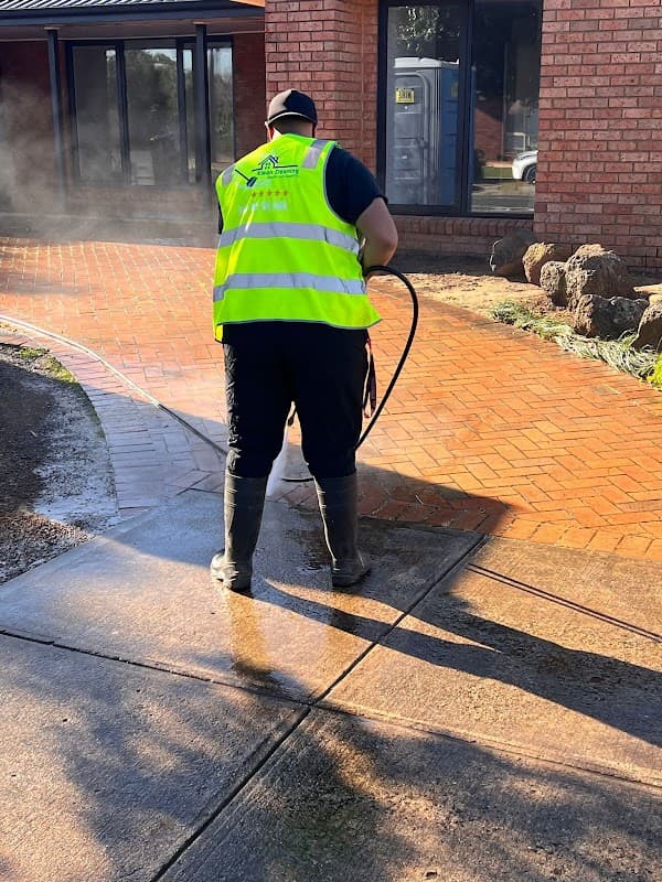 Klean Cleaning Pty Ltd - Essendon | Commercial Cleaning | Carpet Cleaning | End of Lease House Cleaning | Window Cleaning cover