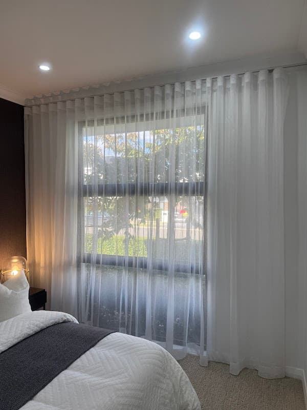 Kove & Kloth Blinds and Curtains cover
