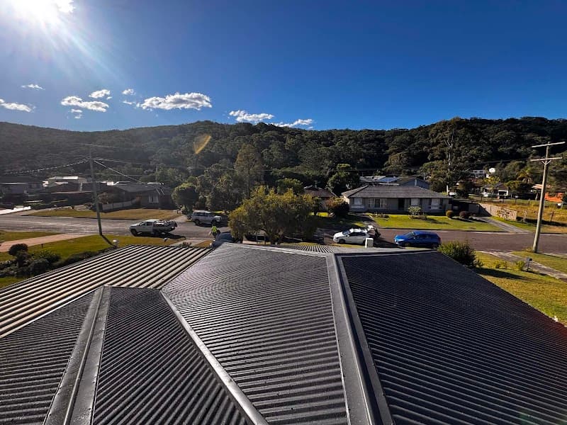 L.A Roofing Specialists cover