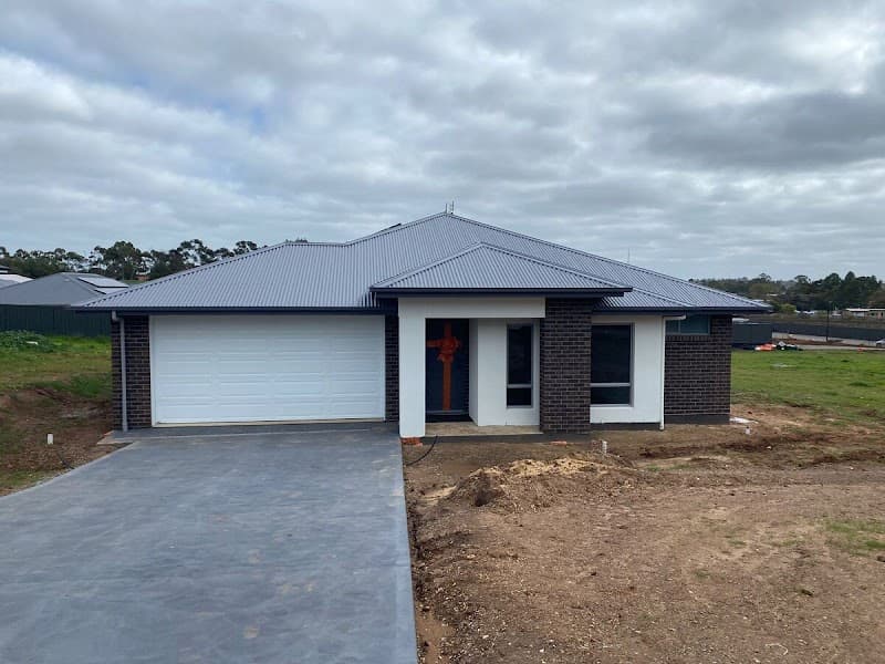La Vida Homes cover