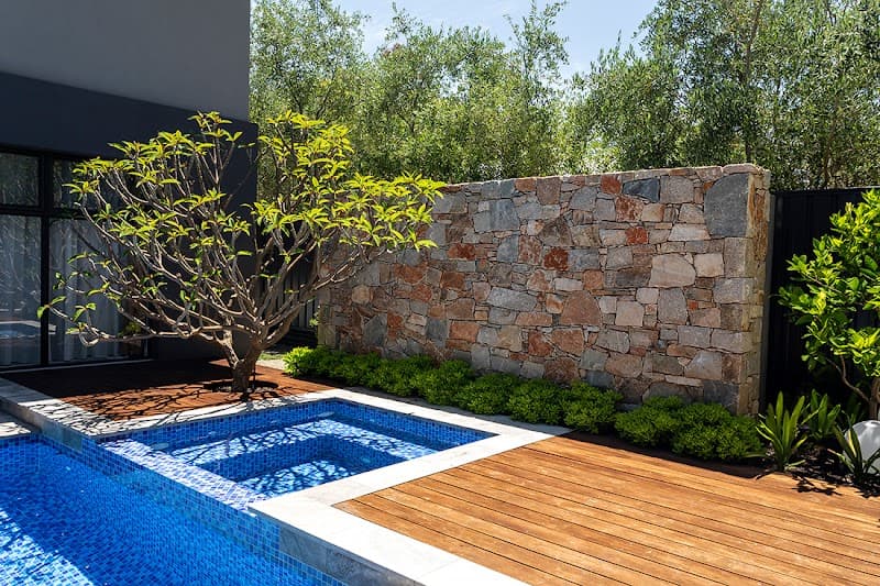Landscapers Plus cover