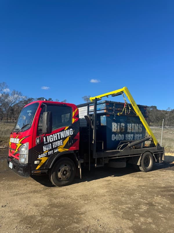 Lightning Bin Hire cover