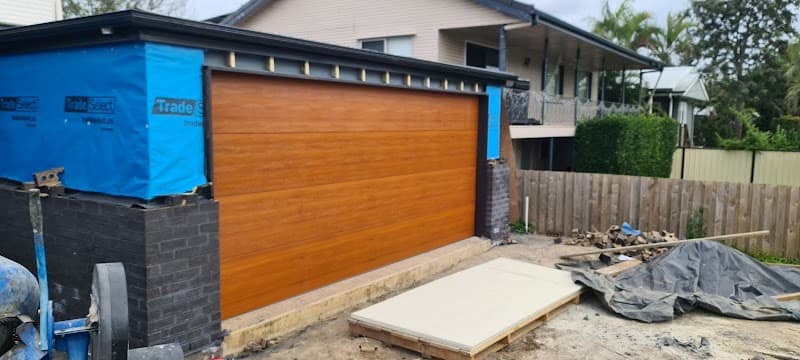 M & C DOOR REPAIRS