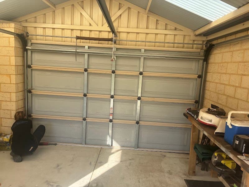 Mandurah Garage Door Repairs project 6