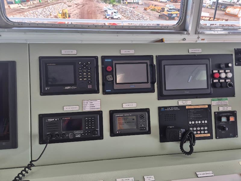 MARINE ELECTRICIANS DARWIN BY APPARENT POWER NT cover
