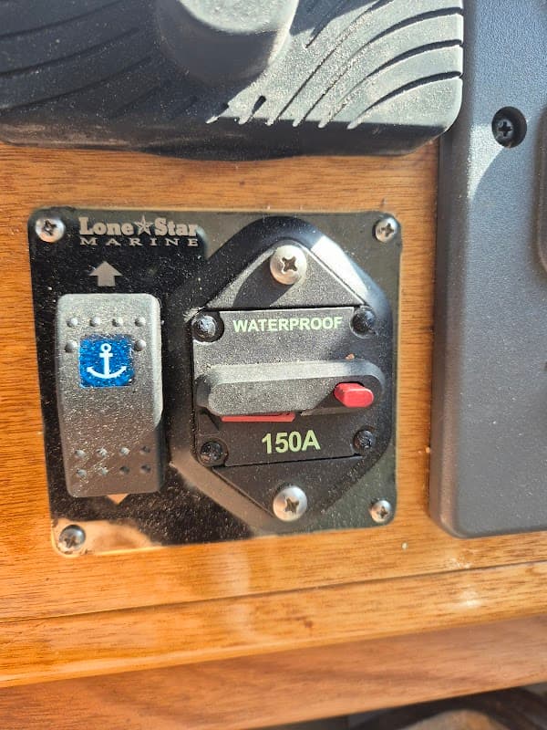 MARINE ELECTRICIANS DARWIN BY APPARENT POWER NT project 4
