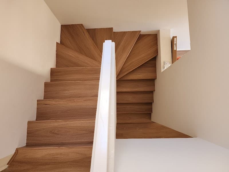 Maru Flooring Pty Ltd cover