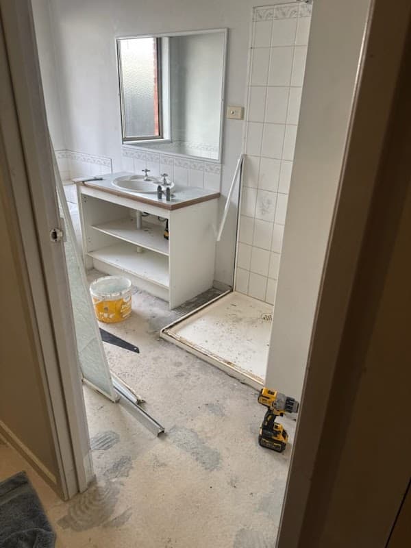 MN Tiling Pty Ltd cover