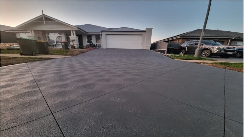 Modern Style Concreting & Landscaping project 1