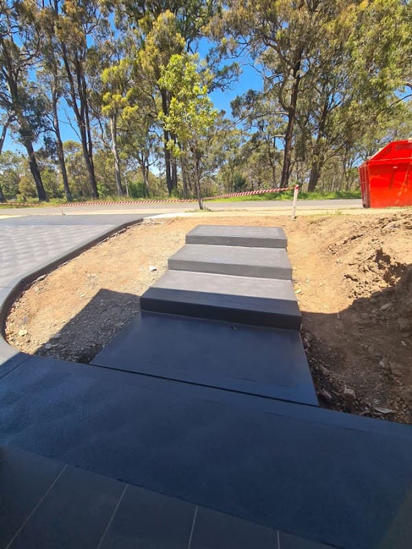 Modern Style Concreting & Landscaping project 4