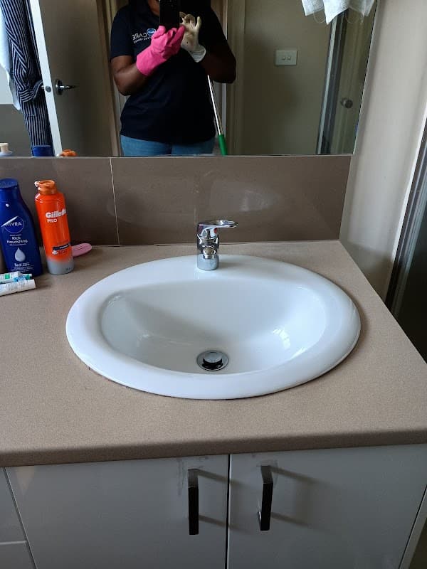 Moses Family Cleaning services Vic cover